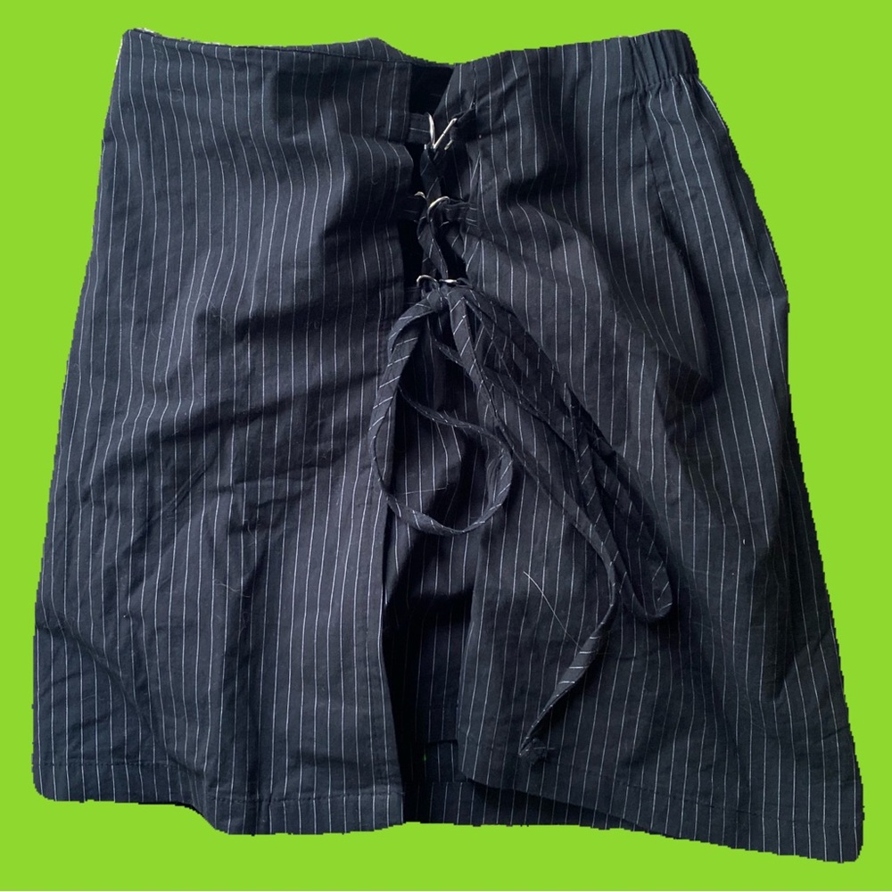 Wild fable black & white mini skirt Size S